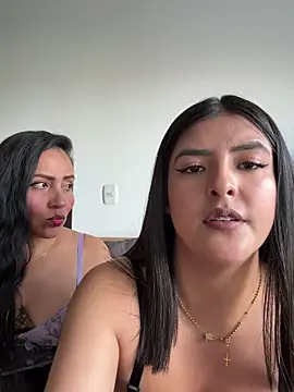 Snapshot of kim_zaratte chatting on May 18, 2026, 2:11 pm kim zaratte online show from May 18, 2026, 2:11 pm