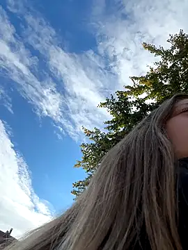 Hr Frk Olsen online show from October 3, 2025, 11:23 am