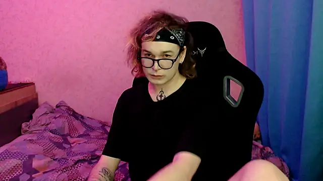 Snapshot of Steve_Mi chatting on November 6, 2025, 4:55 pm Steve Mi online show from November 6, 2025, 4:55 pm