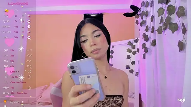 Snapshot of AndreaSweet_ chatting on February 9, 2025, 6:47 pm AndreaSweet online show from February 9, 2025, 6:47 pm