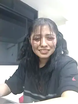 Elsa sweet online show from March 6, 2025, 3:13 am