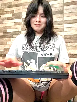 Elsa sweet online show from October 3, 2025, 4:25 am