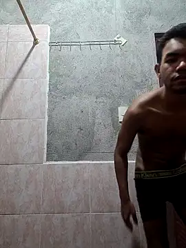 Snapshot of Reynold2608 chatting on December 16, 2025, 10:47 pm Reynold2608 online show from December 16, 2025, 10:47 pm