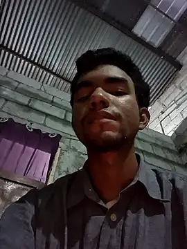 Reynold2608 online show from January 6, 2026, 11:31 pm