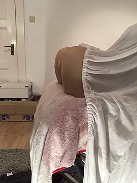 Snapshot of Inseminator69 chatting on November 5, 2025, 6:27 am Inseminator69 online show from November 5, 2025, 6:27 am