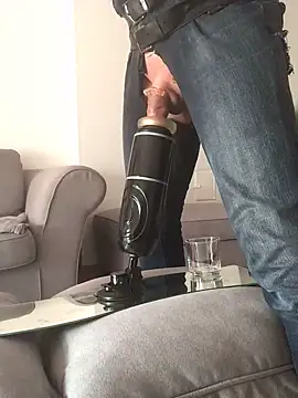 Snapshot of Inseminator69 chatting on January 10, 2025, 10:28 am Inseminator69 online show from January 10, 2025, 10:28 am