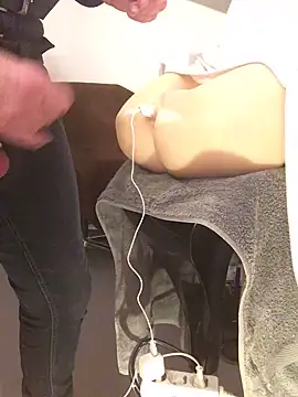 Snapshot of Inseminator69 chatting on December 28, 2024, 2:42 pm Inseminator69 online show from December 28, 2024, 2:42 pm