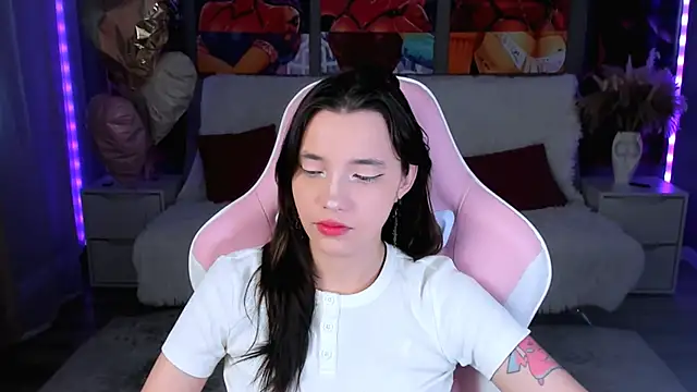 as1an girlfriend online show from April 5, 2026, 2:40 am