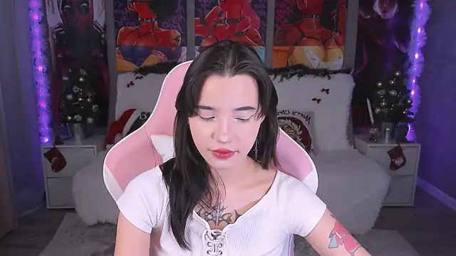 as1an girlfriend online show from January 14, 2026, 6:17 am