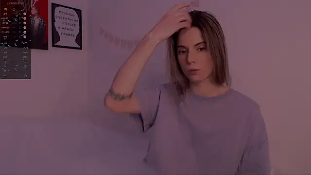 Snapshot of _ni_kiss chatting on December 15, 2024, 11:31 pm ni kiss online show from December 15, 2024, 11:31 pm