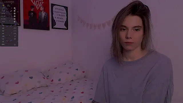 Snapshot of _ni_kiss chatting on January 12, 2025, 1:32 am ni kiss online show from January 12, 2025, 1:32 am