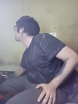 thecatblack1998 online show from March 28, 2026, 12:11 am