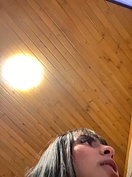 Hilary pinkk online show from February 5, 2026, 2:18 am