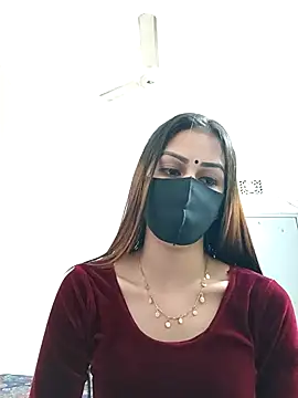 Snapshot of Tisha-01 chatting on November 20, 2025, 1:39 am Tisha-01 online show from November 20, 2025, 1:39 am