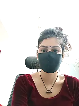 Snapshot of Tisha-01 chatting on October 23, 2025, 3:32 pm Tisha-01 online show from October 23, 2025, 3:32 pm