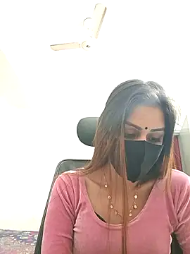 Snapshot of Tisha-01 chatting on November 20, 2025, 2:51 pm Tisha-01 online show from November 20, 2025, 2:51 pm