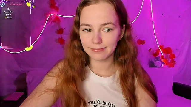 Snapshot of Fox_Lisa chatting on November 29, 2025, 9:59 pm Fox Lisa online show from November 29, 2025, 9:59 pm