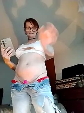 Snapshot of ivylee31 chatting on March 17, 2025, 11:57 pm ivylee31 online show from March 17, 2025, 11:57 pm