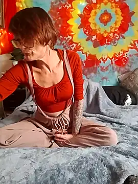 Snapshot of ivylee31 chatting on November 6, 2025, 8:24 pm ivylee31 online show from November 6, 2025, 8:24 pm