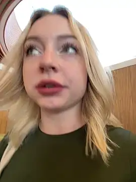 Snapshot of melissa_grr chatting on February 7, 2026, 12:02 pm melissa grr online show from February 7, 2026, 12:02 pm