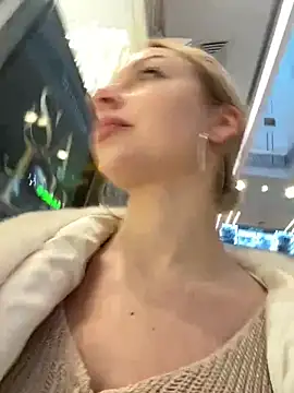 Snapshot of melissa_grr chatting on February 4, 2026, 12:33 pm melissa grr online show from February 4, 2026, 12:33 pm