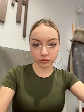 Snapshot of melissa_grr chatting on February 20, 2026, 12:07 pm melissa grr online show from February 20, 2026, 12:07 pm