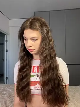 CurlyLara online show from October 25, 2025, 9:19 am