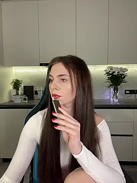 CurlyLara online show from November 26, 2025, 4:51 pm