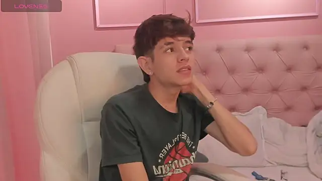 KLAUS SUNRISE XX online show from December 12, 2024, 3:59 pm