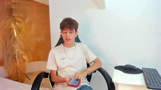 KLAUS SUNRISE XX online show from January 27, 2025, 2:42 am