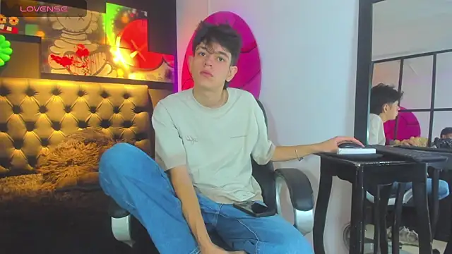 KLAUS SUNRISE XX online show from September 23, 2025, 3:46 am