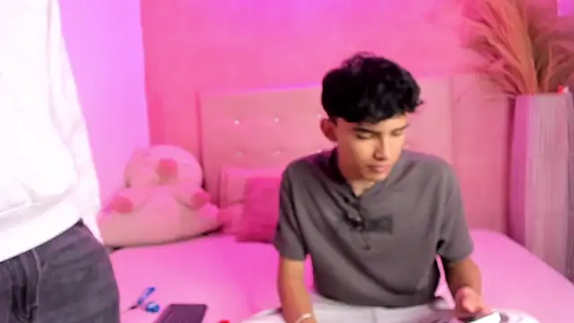 KLAUS SUNRISE XX online show from December 8, 2024, 6:33 am