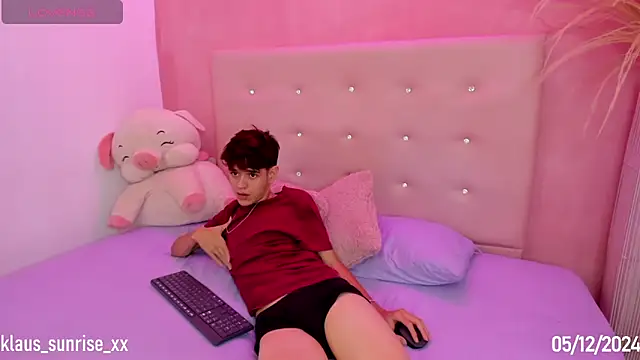 KLAUS SUNRISE XX online show from December 5, 2024, 7:10 am