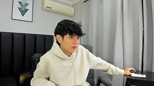 KLAUS SUNRISE XX online show from February 27, 2025, 7:41 am