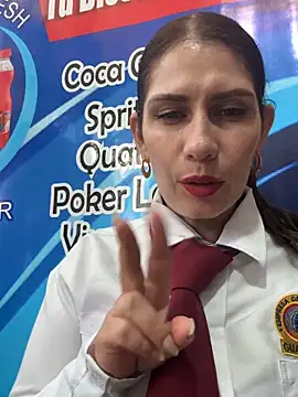 Snapshot of Alysson-- chatting on November 28, 2025, 3:23 pm Alysson-- online show from November 28, 2025, 3:23 pm