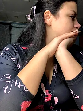 Snapshot of Sweeeeet_Candy chatting on November 10, 2025, 3:00 am Sweeeeet Candy online show from November 10, 2025, 3:00 am