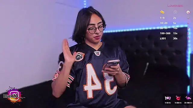 Snapshot of Skyler__blue4 chatting on March 3, 2025, 4:54 am Skyler  blue4 online show from March 3, 2025, 4:54 am