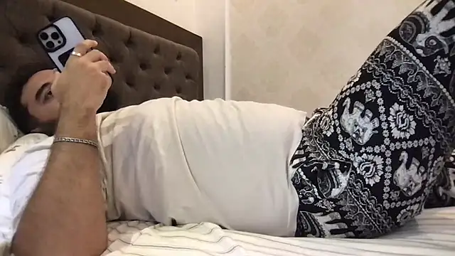 teddy alan online show from April 16, 2026, 7:31 am