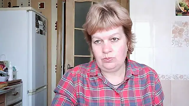 Snapshot of Ettie_Tonia chatting on March 10, 2025, 7:55 am Ettie Tonia online show from March 10, 2025, 7:55 am