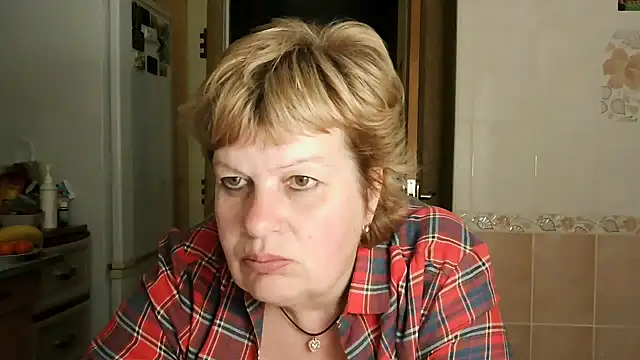Snapshot of Ettie_Tonia chatting on March 15, 2025, 5:04 pm Ettie Tonia online show from March 15, 2025, 5:04 pm