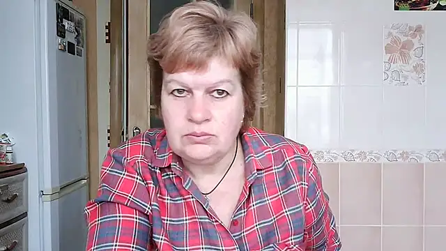 Snapshot of Ettie_Tonia chatting on March 3, 2025, 10:06 am Ettie Tonia online show from March 3, 2025, 10:06 am