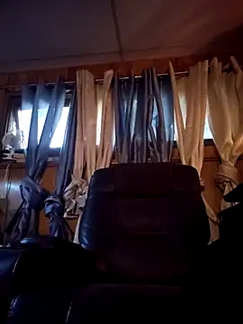 hungverrec online show from September 14, 2025, 10:54 pm