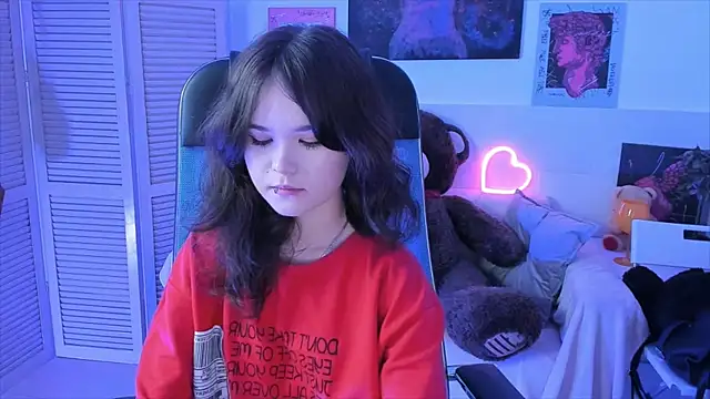 Snapshot of Elainebeness chatting on September 10, 2025, 7:35 pm Elainebeness online show from September 10, 2025, 7:35 pm