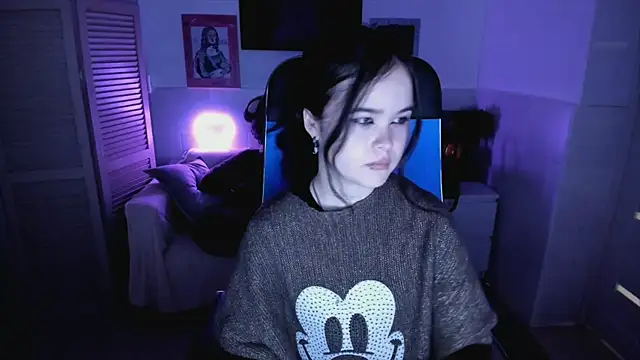 Snapshot of Elainebeness chatting on October 14, 2025, 7:25 pm Elainebeness online show from October 14, 2025, 7:25 pm