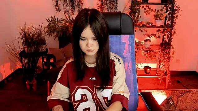 Snapshot of Elainebeness chatting on November 28, 2025, 7:36 pm Elainebeness online show from November 28, 2025, 7:36 pm