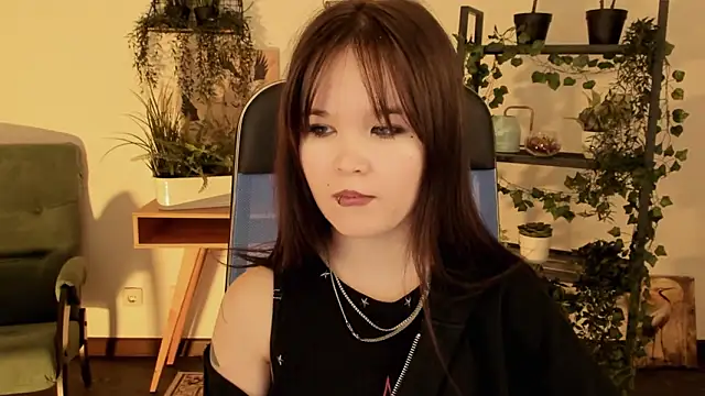 Snapshot of Elainebeness chatting on March 3, 2026, 7:21 pm Elainebeness online show from March 3, 2026, 7:21 pm