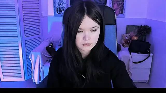 Snapshot of Elainebeness chatting on October 26, 2025, 12:11 am Elainebeness online show from October 26, 2025, 12:11 am