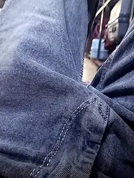 Snapshot of 1010SumiT chatting on October 26, 2025, 5:41 am 1010SumiT online show from October 26, 2025, 5:41 am