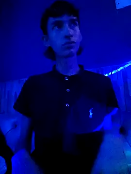 Snapshot of ttimy_x_boy chatting on November 4, 2025, 5:22 am ttimy x boy online show from November 4, 2025, 5:22 am