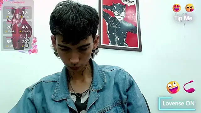 Snapshot of ttimy_x_boy chatting on October 24, 2025, 4:22 am ttimy x boy online show from October 24, 2025, 4:22 am